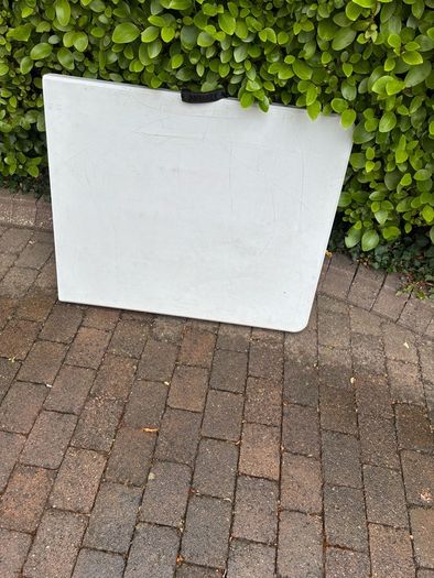 6ft Folding Table.