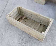 Planter box