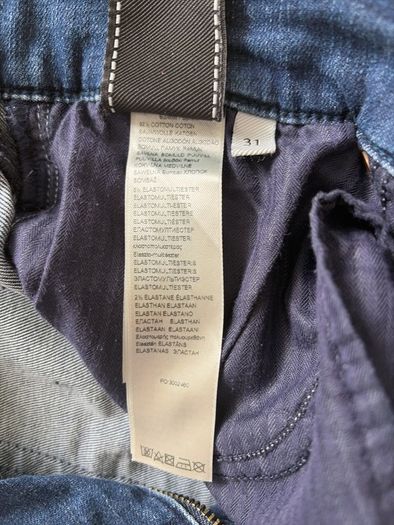 7 for All Mankind Dark Blue jeans size 31