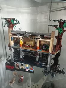 Lego Stranger Things Upside Down House