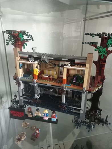 Lego Stranger Things Upside Down House