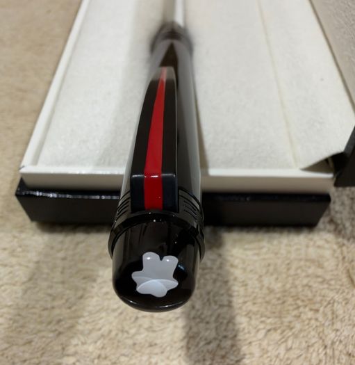 Montblanc Starwalker Urban Speed Ballpoint Pen ( 112686 ). Discontinued Model