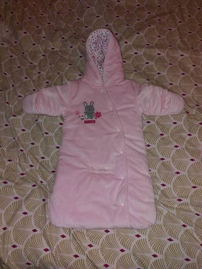Baby carseat/buggy snuggle wrap