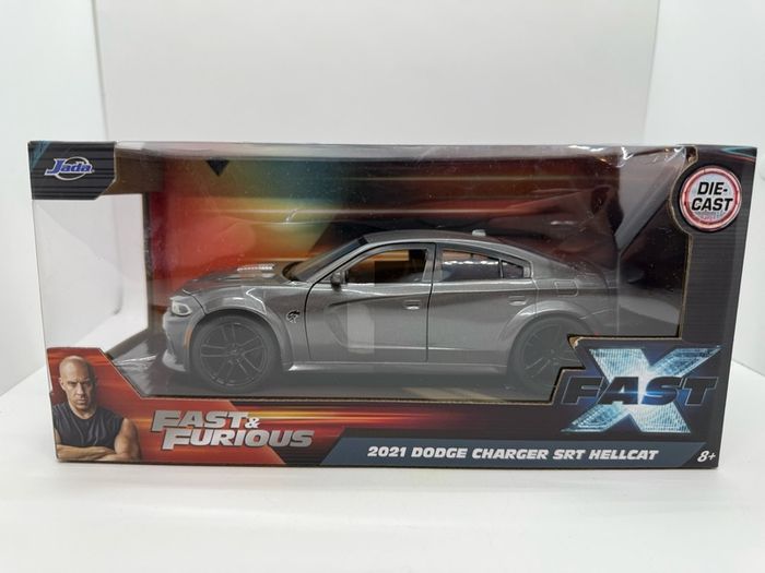 Jada 1:24 Fast & Furious 2021 Dodge Charger SRT Hellcat car model diecast die cast