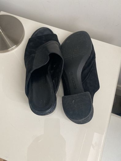 Ecco  Slides