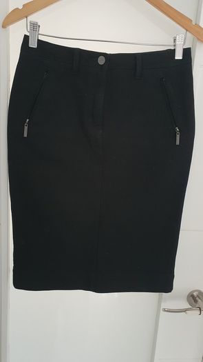AUTOGRAPH Jet black denim skirt Sz 10
