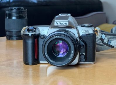 Film camera Nikon F65