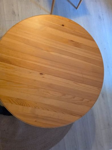 Round table free