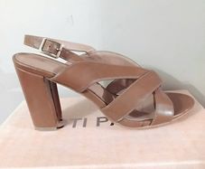 Brown strap sandals size 6 new in box