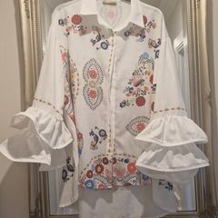 Absolutely stunning Italian blouse