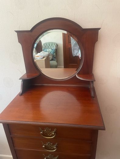 Antique dressing chest
