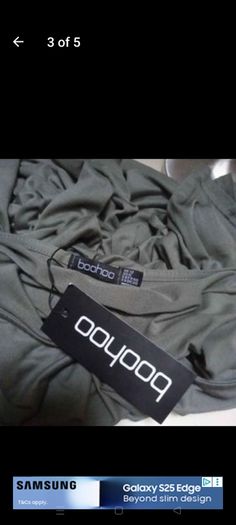 Boohoo dress with elasticated waist and belt. New with tags.