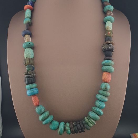 Vintage Turqouise Color Old Resin & Glass Beads Necklace