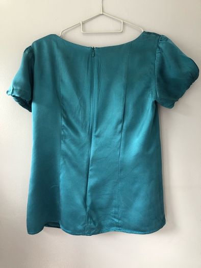 Ladies stunning top size 8