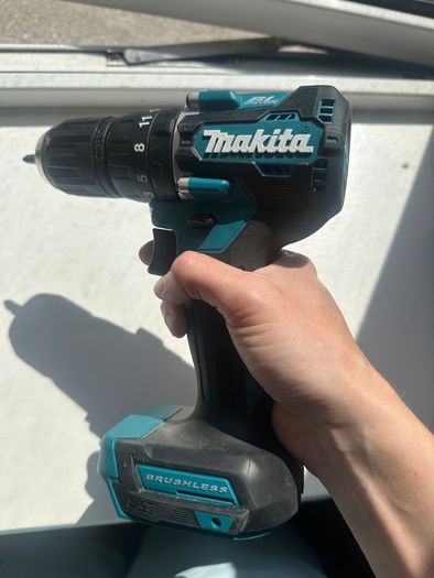 Makita hammer driver drill + battery 18V + charger