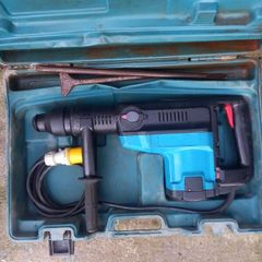 Makita SDS Max Hammer Drill