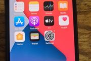 Apple iPhone SE Black 64GB