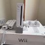 Nintendo Wii Bundle Image 2
