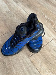 Nike TN's Size 6