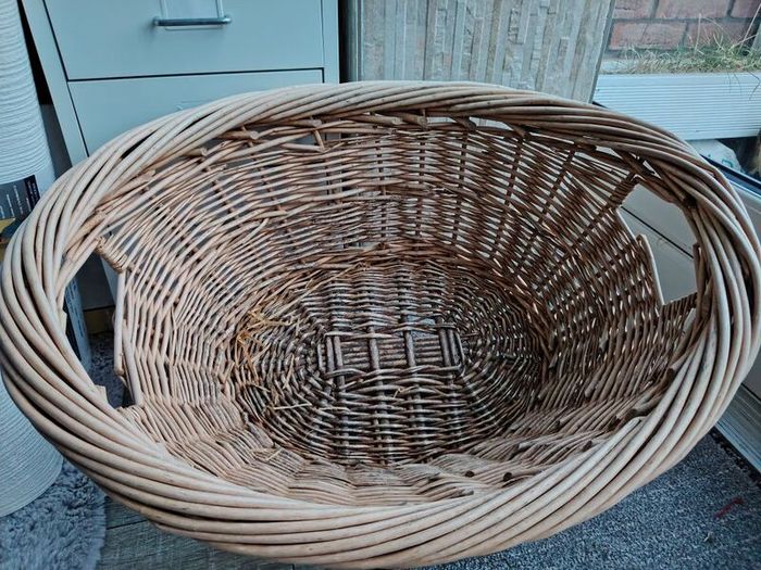 Wicker basket