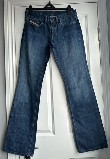 Diesel boot cut jeans - sz 10/12