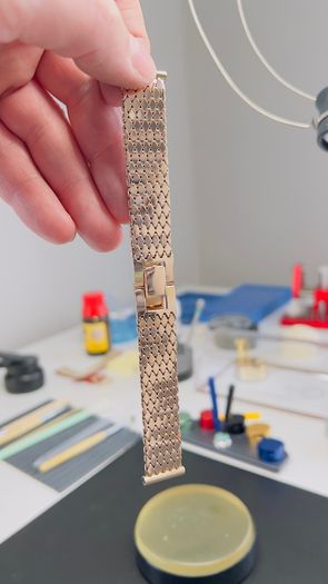 Gold watch bracelet