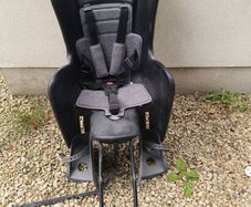 2 x child bike seats