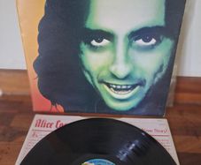 Alice Cooper - Goes to Hell