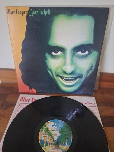 Alice Cooper - Goes to Hell