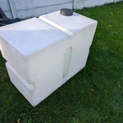 350 Litre Upright Baffled water Tank