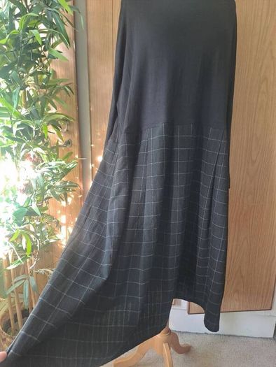 Kokomarina black winter dress with pockets