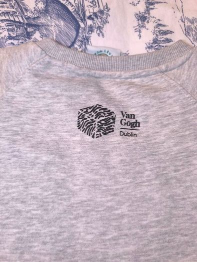 Van Gogh Dublin exhibition sweatshirt size small