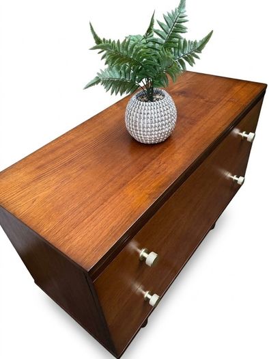 Vintage Retro Mid Century Cabinet/Chest of Drawers
