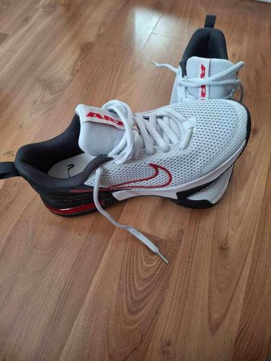 mens trainers