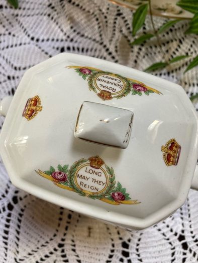Vintage collectable biscuits barrel