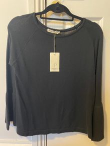 BNWT: Italian Black Top/Jumper (size s)