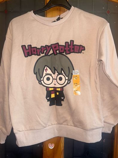Bnwt age 9-10 Harry Potter jumper