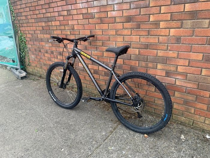 27.5 Inch Genesis Core10 mountain bike