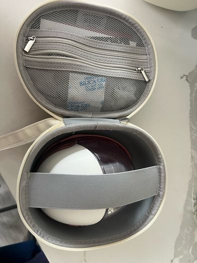 Momcozy M6 breast pump