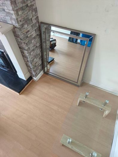 mirror and coffee table