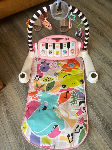 Baby piano and mat