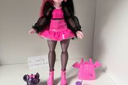 monster high draculaura