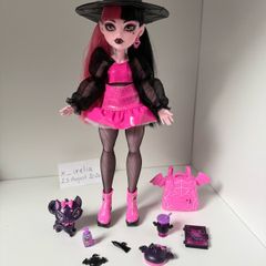 monster high draculaura