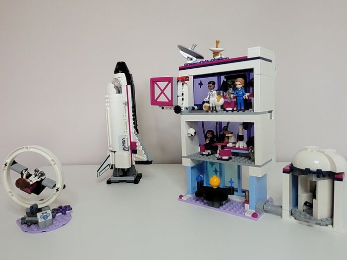 LEGO Friends 41713 Olivias Space Academy