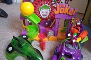 Joker fun house &amp; Large Joker Tank