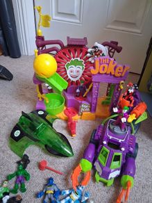 Joker fun house & Large Joker Tank