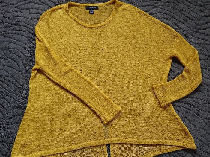 Summer Top  Size 8-12