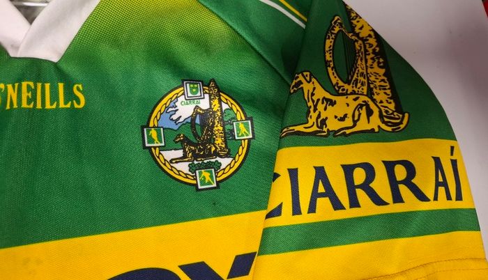 Vintage Kerry GAA (Autographed) O'Neills Gaelic Football Jersey (Youths 10-11 Years) FREE POST