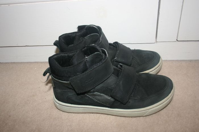 Ecco Children's Black Glyder Gortex Boots - Size EU 34 / U.K 1.5