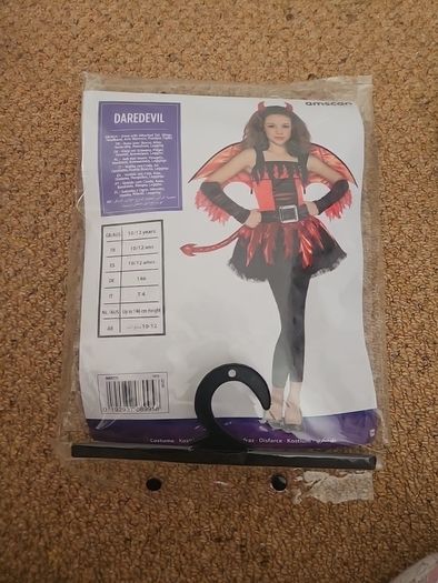 Costume